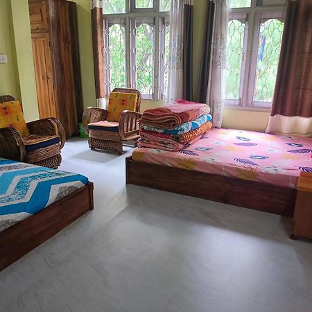 Anna Homestay Dirāng Exterior foto