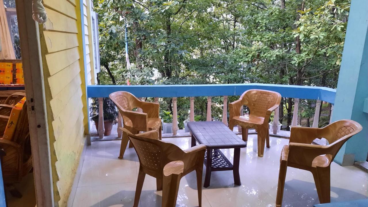 Anna Homestay Dirāng Exterior foto